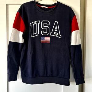 H&M USA American flag Crewneck cozy sweatshirt